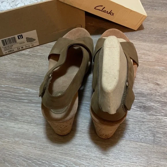 NEW in box Clarks COMFORTABLE Caslynn Shae Khaki Shoes US 12 - Picture 6 of 6